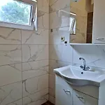 Neda * Omiš