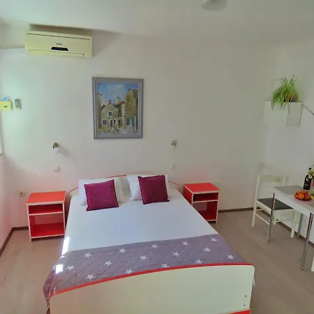 Apartment Neda *